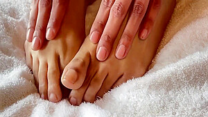 Clear Nails Fetish 8 Min - Viva Athena