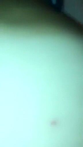 Close up amateur anal cream pie