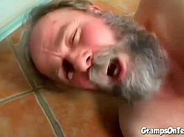 Cock fucking hairy pussied teen 18+ gets rammed