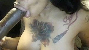 Creamyexotica suck a dildo