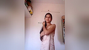 Cute Girl Record Nude Clip For Ex-lover