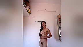 Cute Girl Record Nude Clip For Ex-lover
