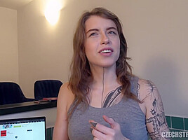 Czech Streets – Pizza with an Extra Cum