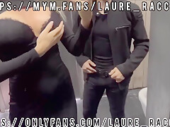 Defi Inconnu - Une Blonde Aux Gros Seins En Chasse A L’homme Sur Une Aire D’autoroute