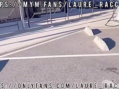Defi Inconnu - Une Blonde Aux Gros Seins En Chasse A L’homme Sur Une Aire D’autoroute