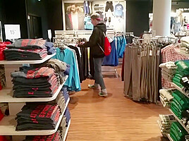 Der Versaute GAY Shopping Tripp in Koln Bonn