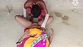 Desi Bhabhi Ki Chut Chata Bahut Maja Aaya