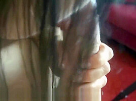 Deutsche MILF Alexandra beim Blasen