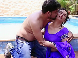 Devar Bhabhi Romance in swimming pool