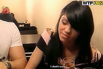 Dude wants to seduce cute gal to screw well