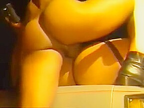 Ebony Star Cinnabunz in 24 7 7 Get 2 Steppin
