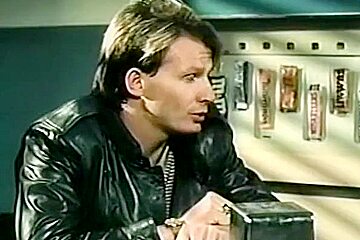 Educating Eva (1985)