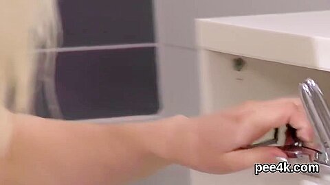 Enchanting teen 18+ Is Urinating And Pleasuring Smooth Vagi