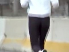 Excited man with cam shoots candid ass in the street 03m