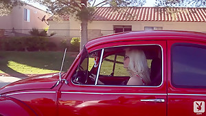 Exotic pornstar Chloe Crawford in Amazing Babes, Blonde sex movie