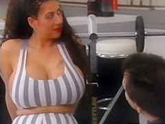 Fitness freak Tiziana Redford aka Gina Colany train at gym