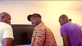 GANGBANG CHEZ LES BLACKS MAMBAS - Scene 1