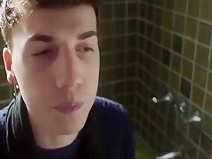 Gay Porn - Twink Stepbrother Assrimmed And Barebacked By Stepbro Stud 7 Min