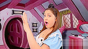 Giantess Alice in Wonderland 3