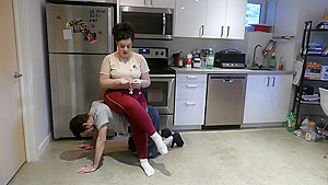 Goddess Allie - Push-up Punishment with Sweaty Ass Sniffing