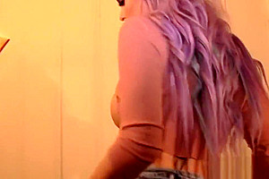 Gorgeous tgirl wanks and strokes her cock
