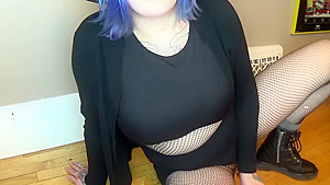 Goth Girl Fucks Tight Little Pussy With Glass Toy