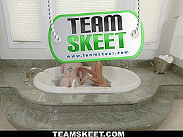 Gracie May Green & Tara Ashley in Tiny teens 18+ in a Tub - ExxxtraSmall