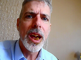 Gross Giant Eating Tomatoes - Step daddy GIANT 31 - Richard Lennox