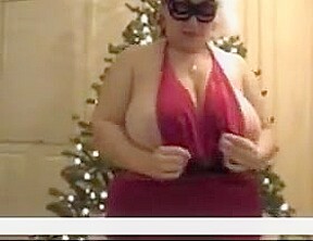 HUGE BREASTED BBW CHRISTMAS LINGERIE