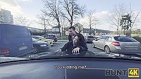 HUNT4K  Kinky Con  Hot sex with Scarlett Alexis
