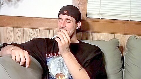 Helping A Straight Buddy Out – Chain And Aaron Jackson