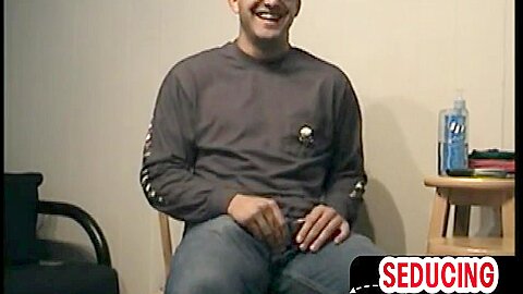 Homemade seduced str8 sucked and wanked by gaydaddy