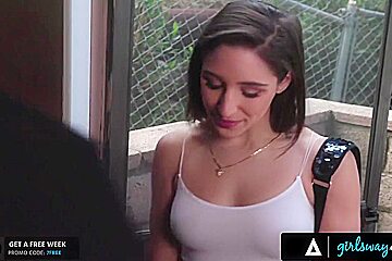Horny 18yo teen 18+ Fucks Her Lactating Boss - Abella Danger And Aali Kali