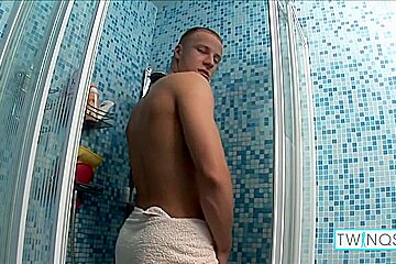 Horny Hunk Jordan Gets Soapy And Masturbates His Huge Dick!