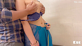 Hot Bhabhi Fucked With The Tailor And Cum Inside Her Pussy