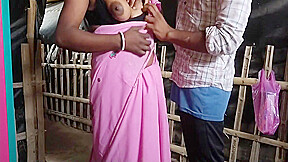 Hot Sex  Pumi Bhabi Ka Crempy Chut