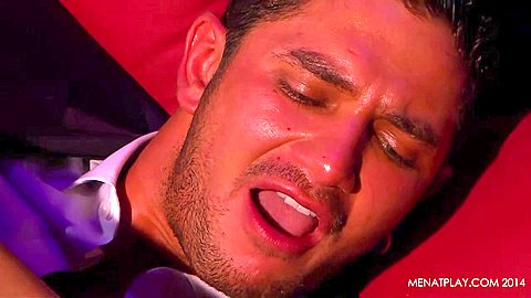 Hot Shot - MENatPLAY