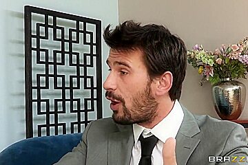 Hot deep throat blowjob by experienced brunette curve