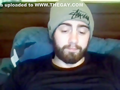 Hot straight dude wanks on cam