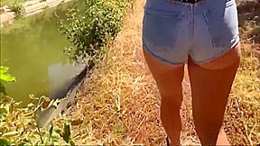 I Put On Denim Shorts On The Beach And Immediately Fucked