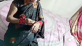 Indian Beutifull Bhabhi Pissing Video