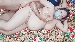 Indian Bhabhi Sex With Boyfriend In Her Home