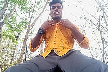 Indian Desi Boy Jordiweek Jungle Me Oil Ke Sath Lond Ka Massage Korne Pahucha