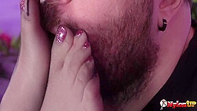 Irresistible Elis Gives You A Nice Hot Blowjob And Footjob
