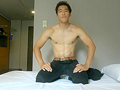 Japanese Girl Fucked In A Hotel