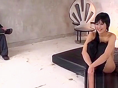 Japanese darling gives hot fellatio job