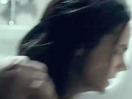 Jennifer Connelly - Shelter