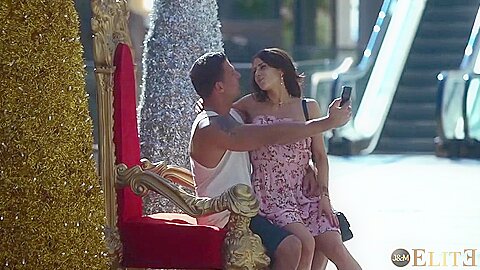 Jessica Lys Horny Threesome