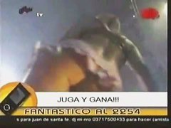 Jiggling beach party ass shake for the upskirt cameraman