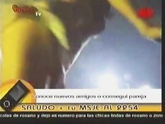 Jiggling beach party ass shake for the upskirt cameraman